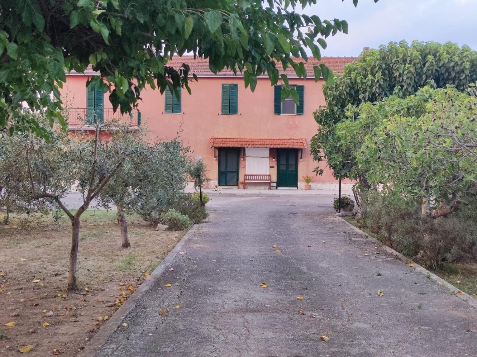 Eco House San Michele Hostel Borgo San Michele  Exterior photo